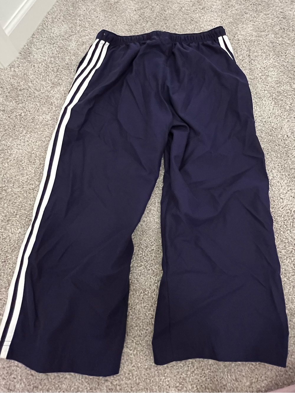 🟣ADIDAS: Women’s size L, vintage purple & white stripe track pants preowned🟣 - Picture 10 of 10